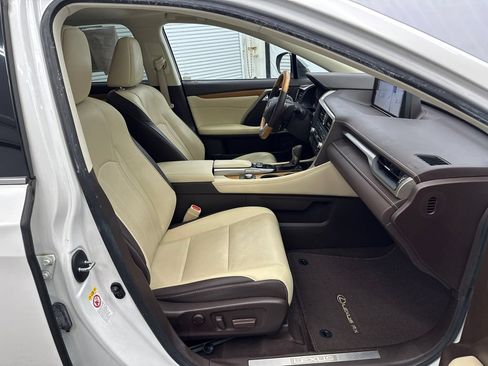 Used 2017 Lexus RX 350 FWD w/ Premium Package image 15