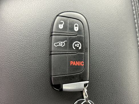 Used 2022 Dodge Durango GT image 23