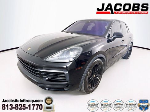 Used 2020 Porsche Cayenne AWD/4WD image 1