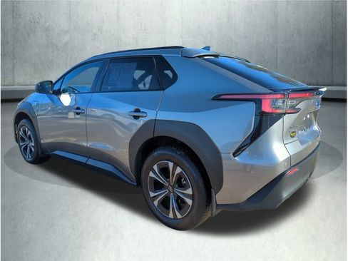 Used 2025 Subaru Solterra Premium image 3