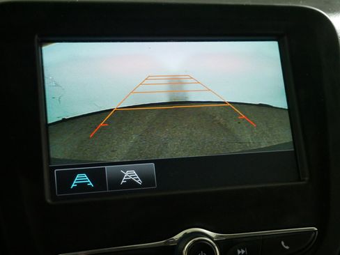 Used 2018 Chevrolet Equinox LT image 32