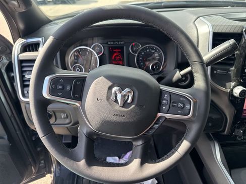 New 2025 RAM 2500 Big Horn AWD/4WD image 11