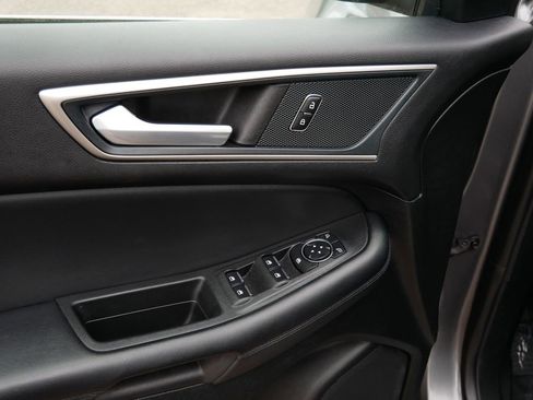 Certified 2024 Ford Edge SEL AWD/4WD image 15