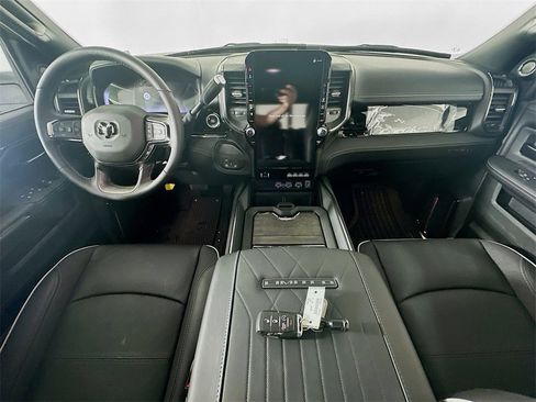 New 2026 RAM 2500 Limited w/ Towing Technology Group image 9