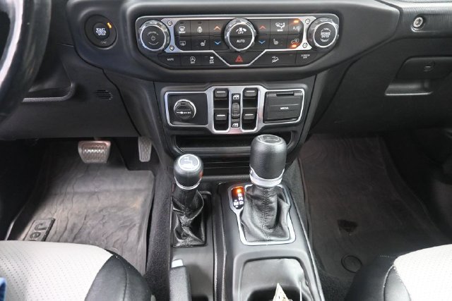 Used 2020 Jeep Wrangler Unlimited Sport AWD/4WD image 13