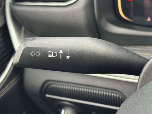 Used 2024 Jeep Wagoneer Series II w/ Flexible Seating Group image 21