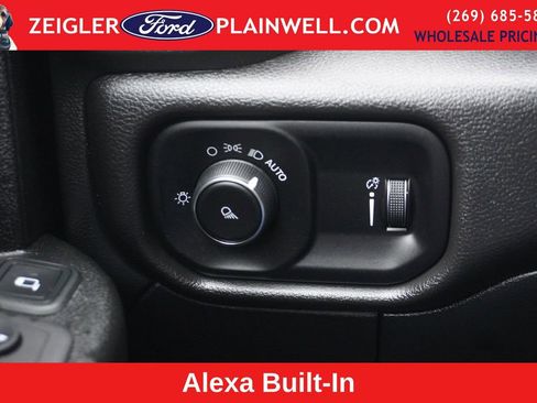 Used 2023 RAM 3500 Tradesman w/ Convenience Group image 28