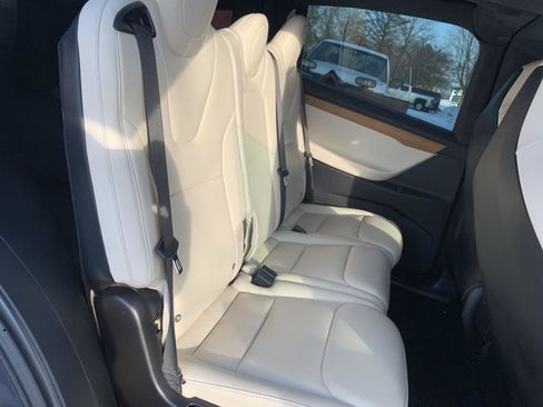 Used 2019 Tesla Model X Long Range image 50