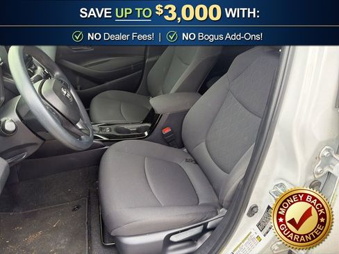 Used 2022 Toyota Corolla LE image 10