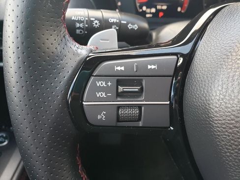 Certified 2025 Acura ADX A-Spec AWD/4WD image 17