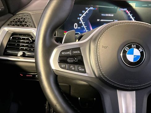 Used 2024 BMW X5 xDrive40i w/ M Sport Package AWD/4WD image 25