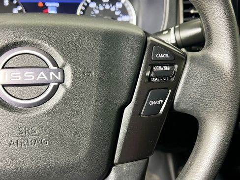 Used 2022 Nissan Frontier SV image 19