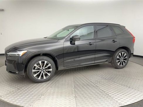 Certified 2025 Volvo XC60 B5 Plus image 6