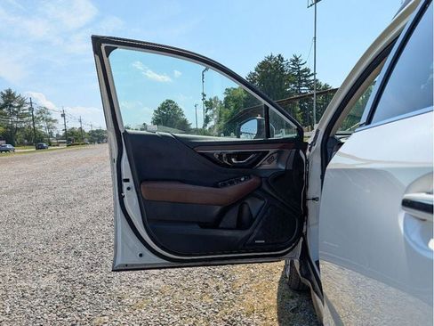 Used 2022 Subaru Outback Touring XT AWD/4WD image 10