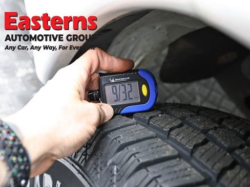 Used 2021 Chevrolet Express 2500 image 26