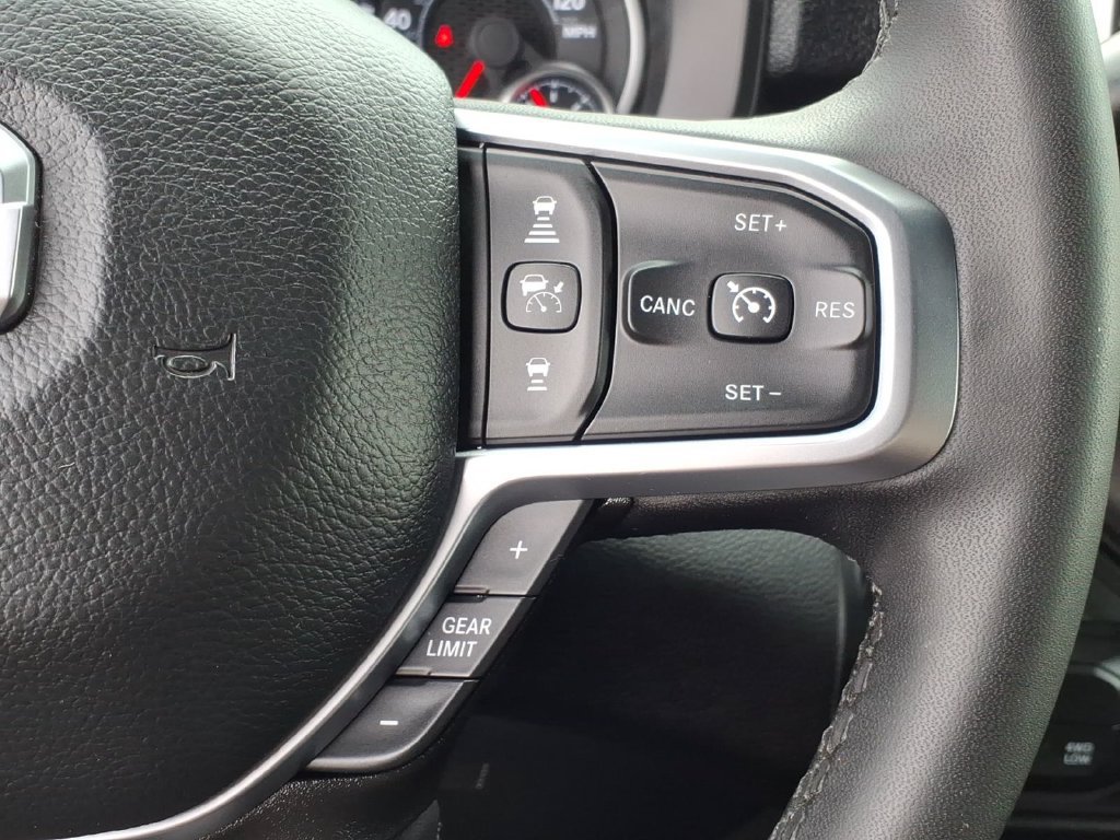 Certified 2026 RAM 2500 Big Horn AWD/4WD image 9
