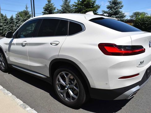 Used 2024 BMW X4 xDrive30i w/ Premium Package AWD/4WD image 4