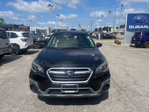 Used 2019 Subaru Outback 2.5i AWD/4WD image 8
