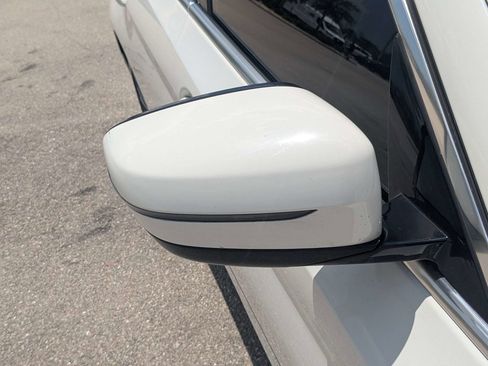 Used 2018 BMW 530i RWD image 13