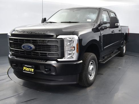 New 2026 Ford F250 XL image 1