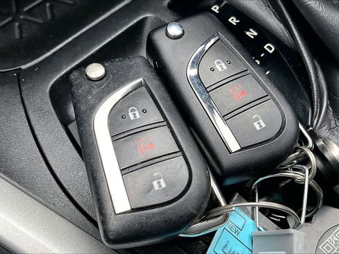 Certified 2020 Toyota RAV4 LE image 12