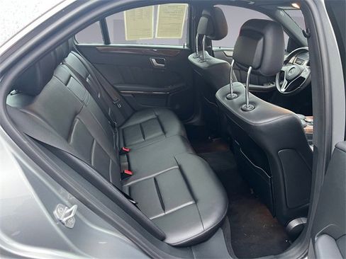 Used 2012 Mercedes-Benz E 350 4MATIC Sedan image 18