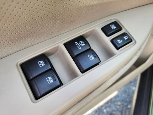 Used 2014 Subaru Outback 2.5i Limited AWD/4WD image 43