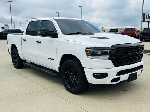 Used 2024 RAM 1500 Laramie AWD/4WD image 2