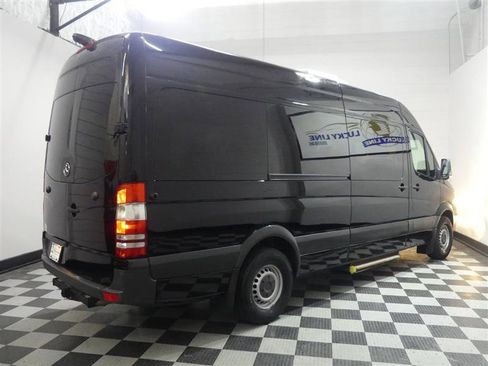 Used 2018 Mercedes-Benz Sprinter 2500 w/ Driver Efficiency Package image 10