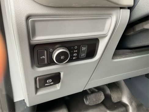 Used 2022 Ford F150 XL w/ Equipment Group 101A High RWD image 17
