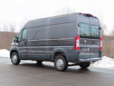 Used 2014 RAM ProMaster 2500 w/ Premium Appearance Group image 4
