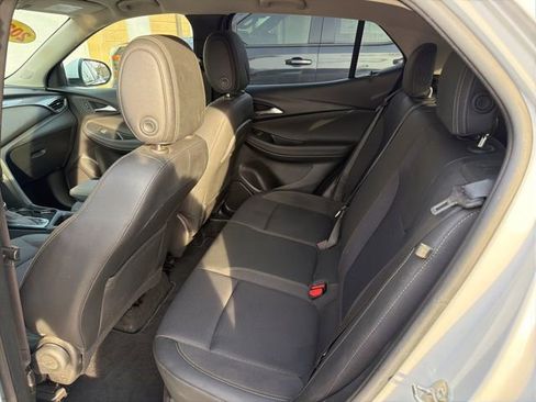 Used 2023 Buick Encore GX Preferred image 16