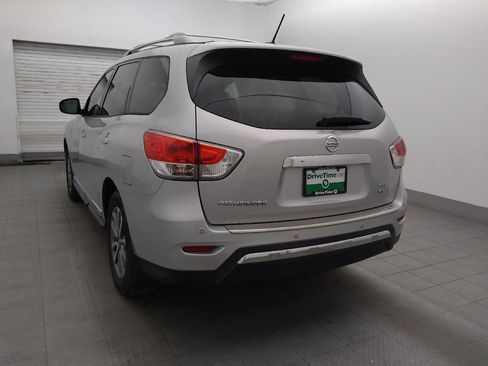 Used 2016 Nissan Pathfinder SL w/ Cargo Package AWD/4WD image 5