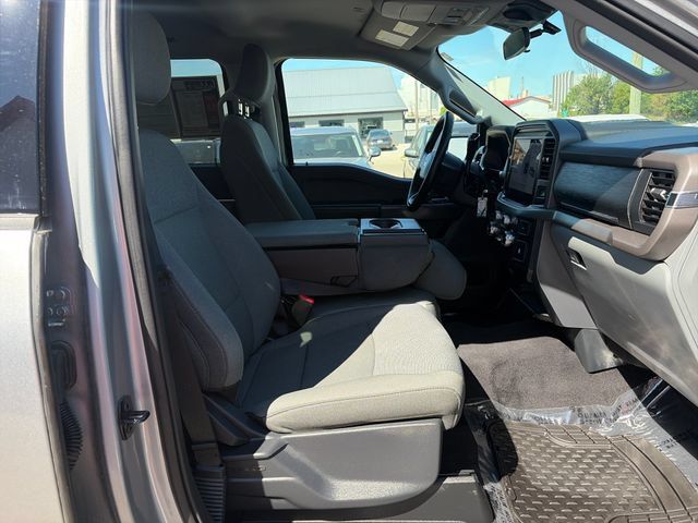 Used 2025 Ford F150 XLT w/ Equipment Group 301A Standard AWD/4WD image 23