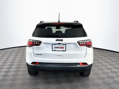 Certified 2025 Jeep Compass Limited w/ Sun & Sound Group AWD/4WD image 9