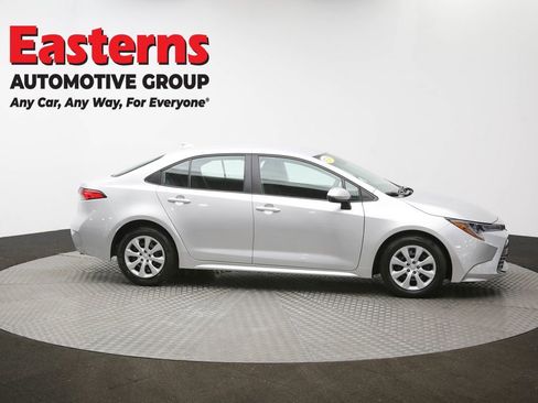 Used 2024 Toyota Corolla LE image 45