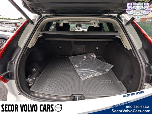 Certified 2023 Volvo XC60 B5 Plus w/ Climate Package image 21