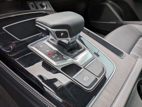 Certified 2023 Audi Q5 2.0T Premium Plus w/ Premium Plus Package image 16