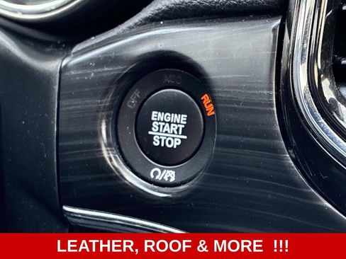 Used 2021 Jeep Grand Cherokee Limited AWD/4WD image 30