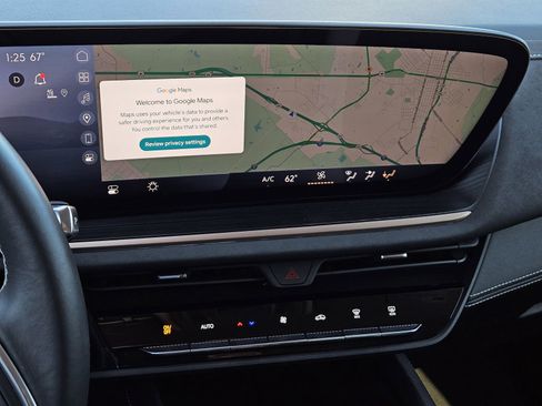 Used 2025 Buick Envision Sport Touring image 21