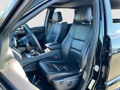 Certified 2019 Jeep Grand Cherokee Altitude image 21
