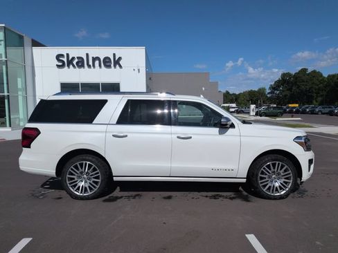 Certified 2022 Ford Expedition Max Platinum AWD/4WD image 8