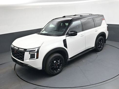 New 2026 Nissan Armada PRO-4X AWD/4WD image 33