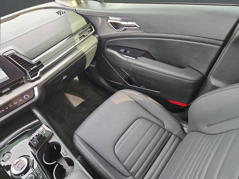 Certified 2024 Kia Sportage SX Prestige image 15