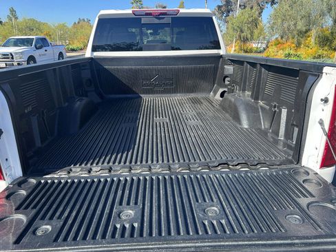 Used 2021 Chevrolet Silverado 2500 LTZ w/ LTZ Premium Package image 19