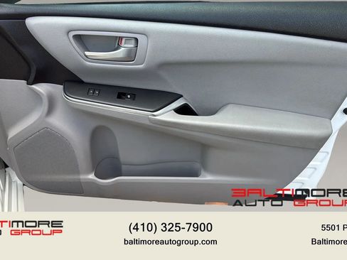 Used 2017 Toyota Camry LE FWD image 21