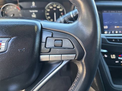 Used 2023 Cadillac XT6 Luxury image 29