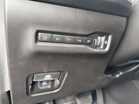 New 2026 Jeep Cherokee Limited AWD/4WD image 37