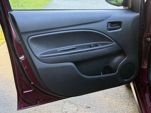 Used 2024 Mitsubishi Mirage ES FWD image 4