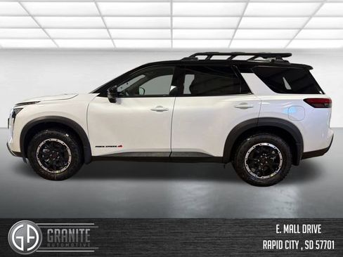 New 2026 Nissan Pathfinder Rock Creek AWD/4WD image 2